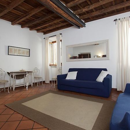 Vacanze Romane Centro Storico Trastevere Apartment Стая снимка
