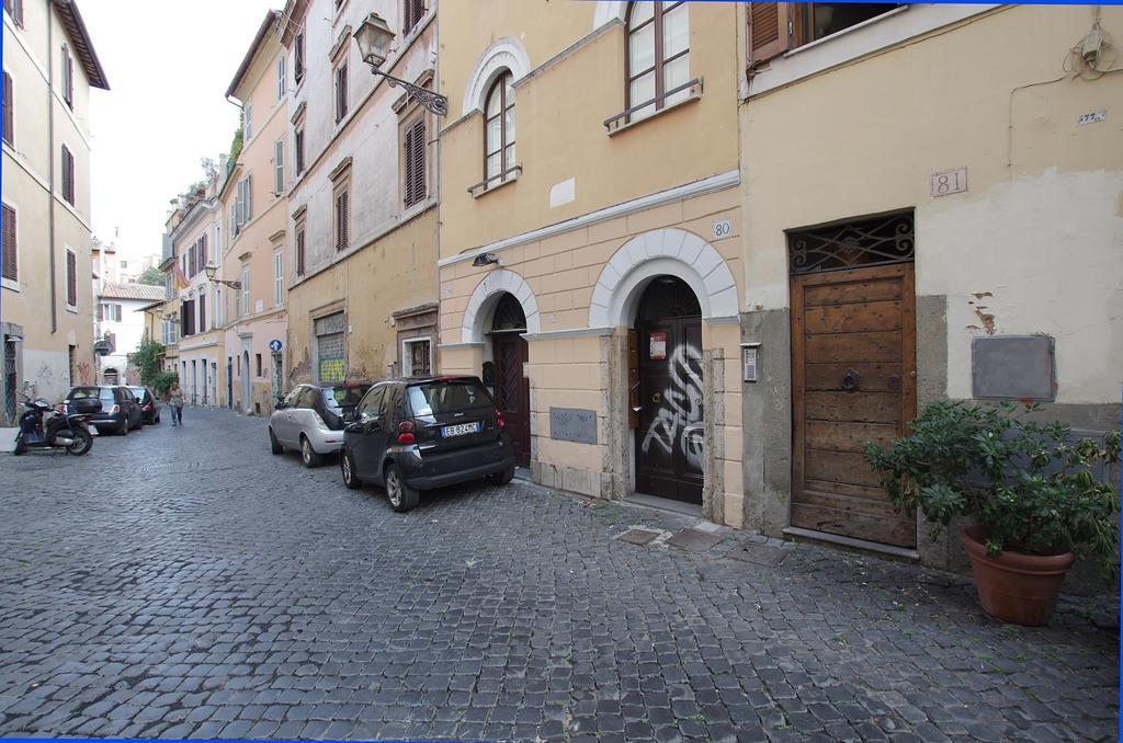 Vacanze Romane Centro Storico Trastevere Apartment Стая снимка