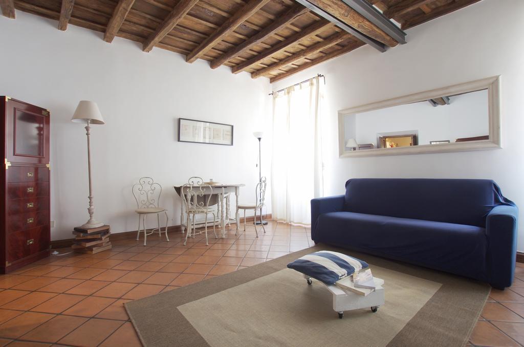 Vacanze Romane Centro Storico Trastevere Apartment Стая снимка