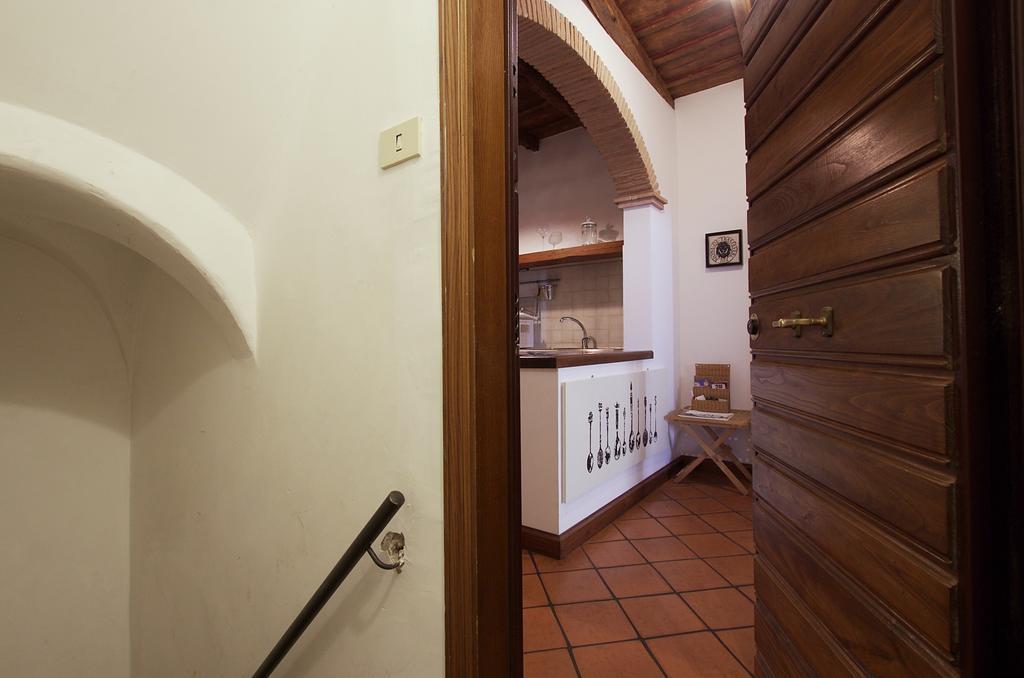 Vacanze Romane Centro Storico Trastevere Apartment Стая снимка